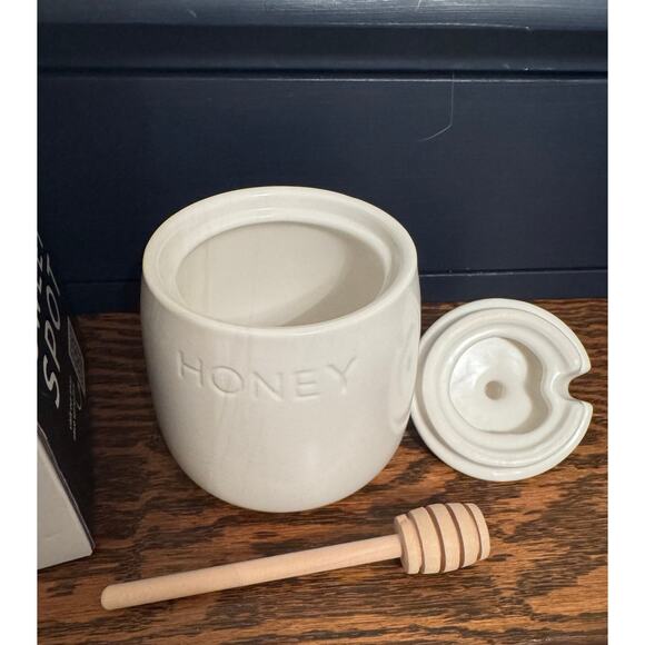 New Bushwick Kitchen Honey Pot with Dipper | Ceramic Jar with Lid | 14 oz - Picture 2 of 5